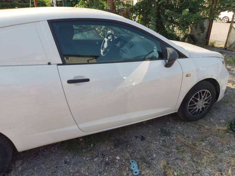 Seat Ibiza 1.2 tdi, снимка 9 - Автомобили и джипове - 50720705