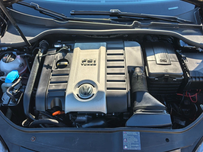 VW Golf 2.0 GTI, снимка 15 - Автомобили и джипове - 52232657