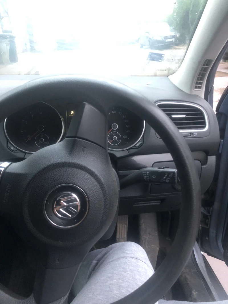 VW Golf, снимка 7 - Автомобили и джипове - 52276223
