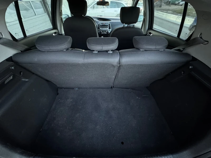 Hyundai I20 1.4 16V BLUE Drive GO!, снимка 15 - Автомобили и джипове - 52616900
