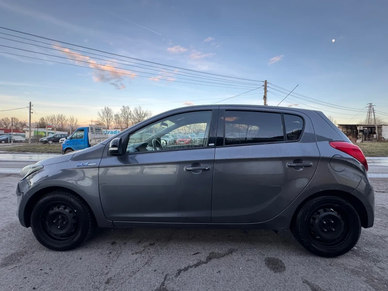 Hyundai I20 1.4 16V BLUE Drive GO!, снимка 4 - Автомобили и джипове - 52616900