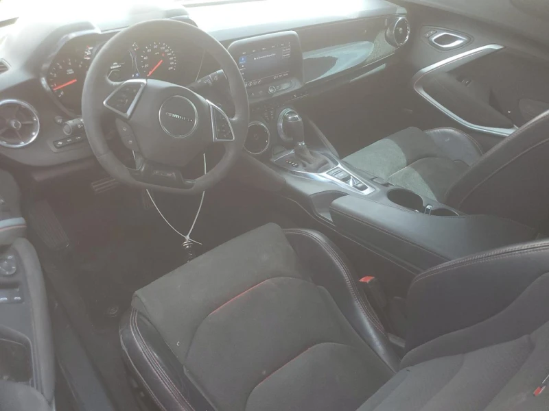 Chevrolet Camaro ZL1, снимка 8 - Автомобили и джипове - 52911366