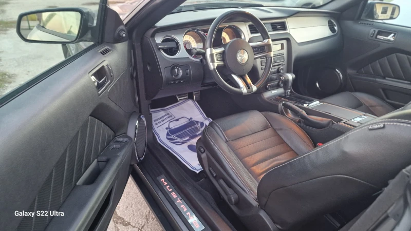 Ford Mustang 4.6 V8 GT Premium, снимка 10 - Автомобили и джипове - 52770510