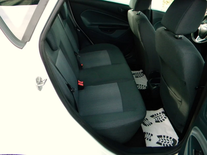 Ford Fiesta 1.2* КАТО НОВА* EURO5A, снимка 12 - Автомобили и джипове - 52838434