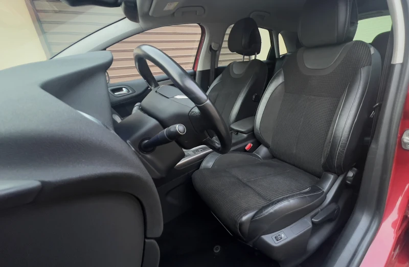 Citroen C4 1.2 PureTech 12/2016, снимка 6 - Автомобили и джипове - 53262284