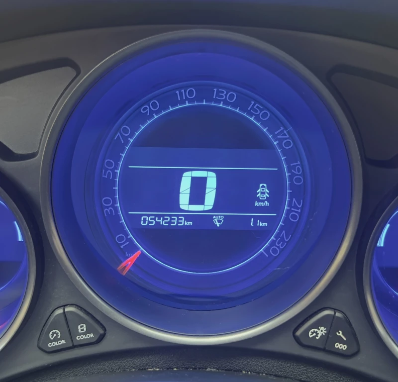 Citroen C4 1.2 PureTech 12/2016, снимка 13 - Автомобили и джипове - 53262284