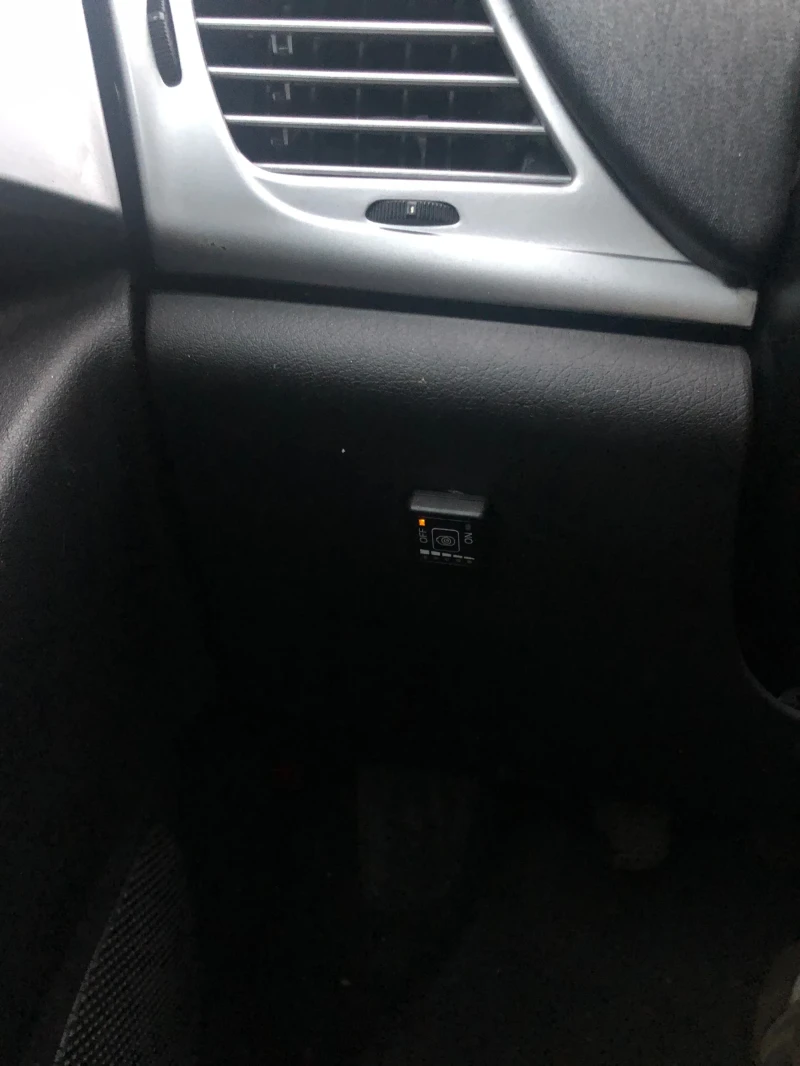 Lancia Ypsilon 1.4, снимка 6 - Автомобили и джипове - 53504044