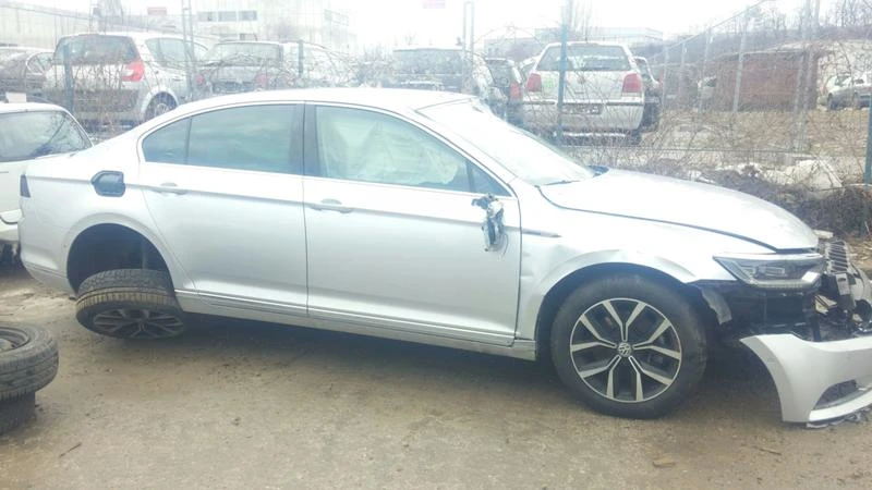 VW Passat 2.0tdi 4 Motion, снимка 3 - Автомобили и джипове - 21644920