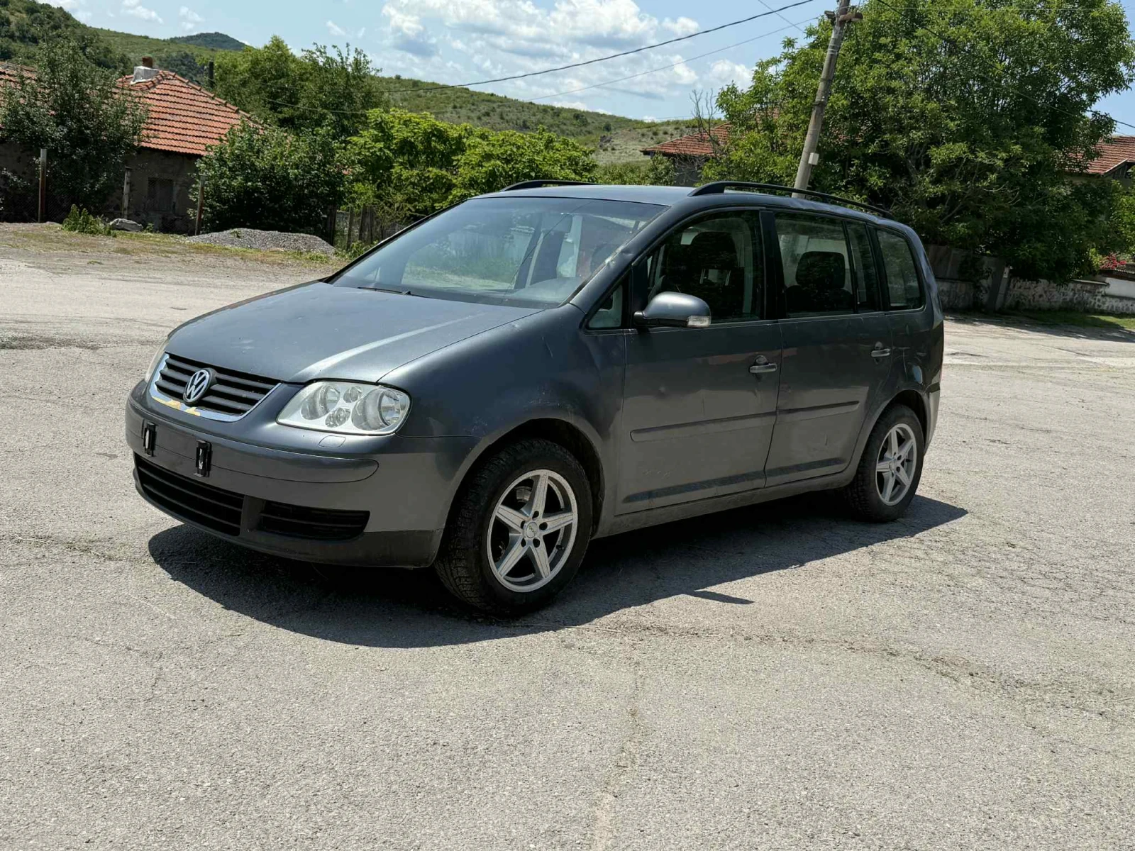 VW Touran 2.0 TDI 140 K.C - изображение 4
