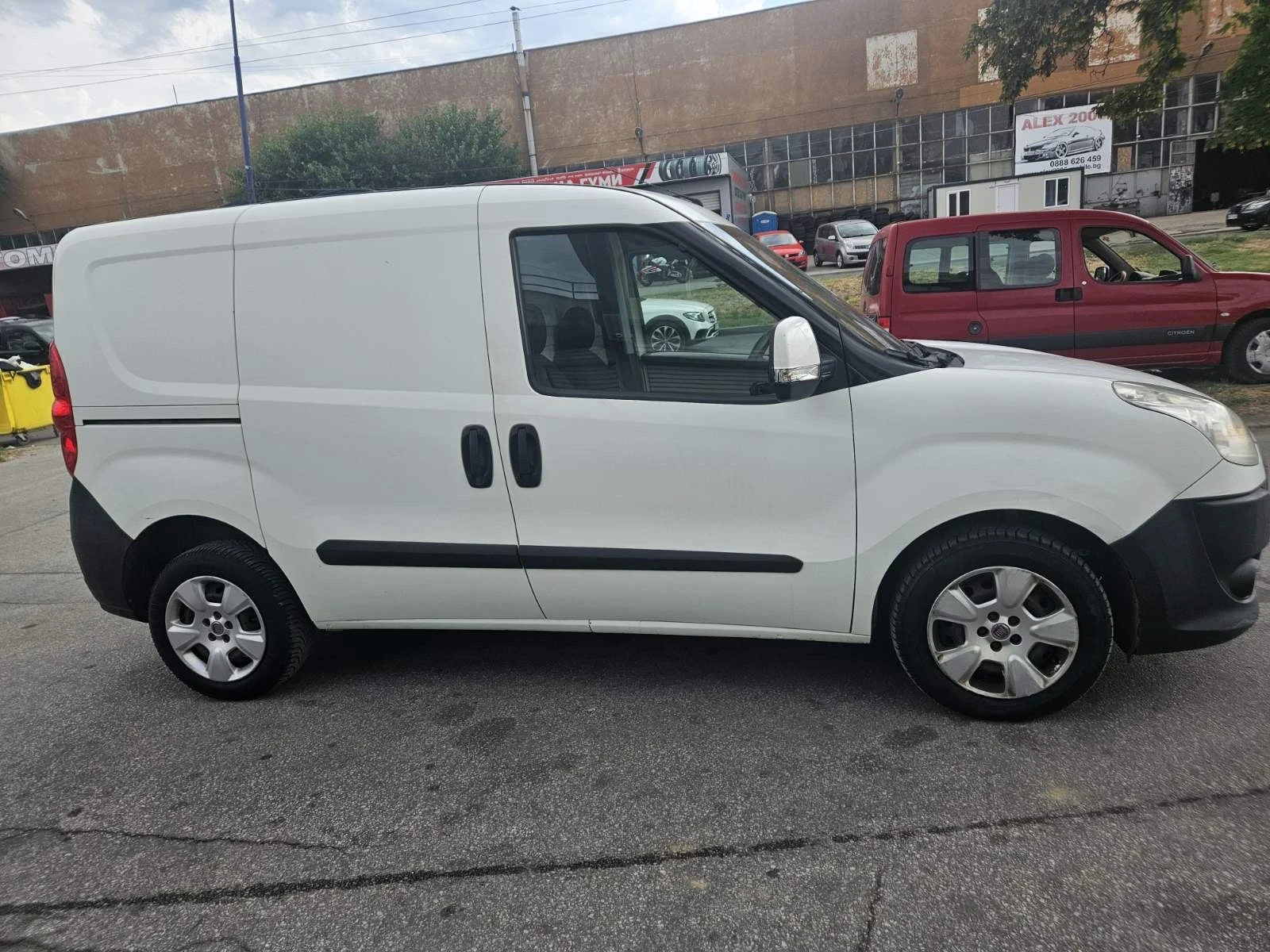 Fiat Doblo 1, 3 93к.с - изображение 4