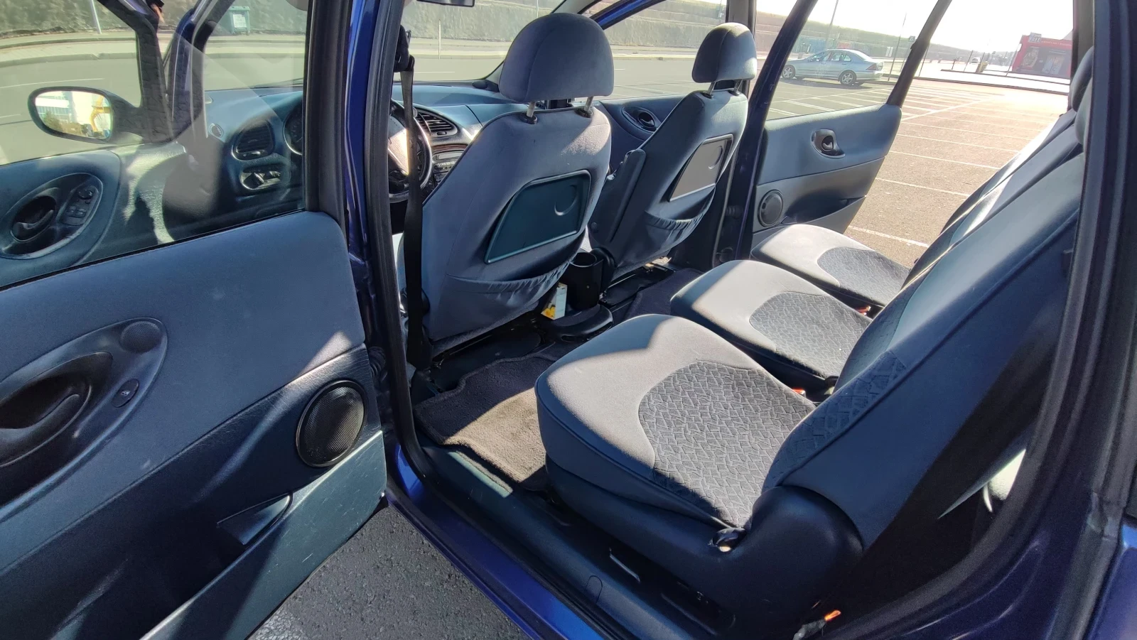 Ford Galaxy  - изображение 7