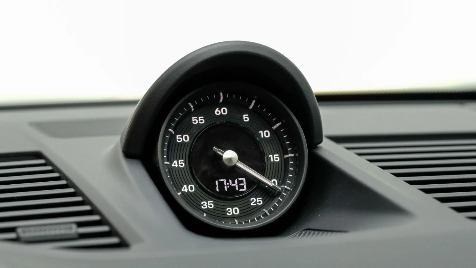 Porsche 911 992 S, снимка 15 - Автомобили и джипове - 53495172