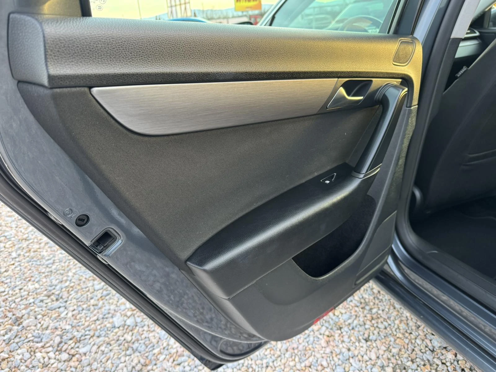 VW Passat 2.0TDI - изображение 7