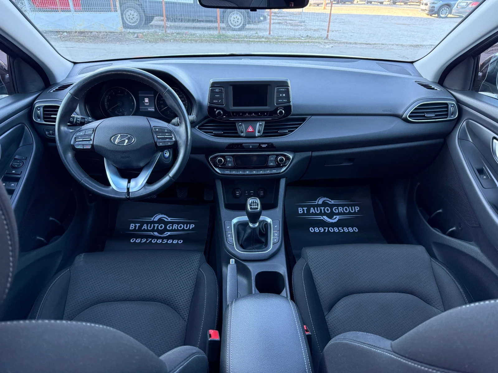 Hyundai I30 1.4 99HP 58000KM!!!�������� �������! ��� ��������� | Mobile.bg � ����������� 9