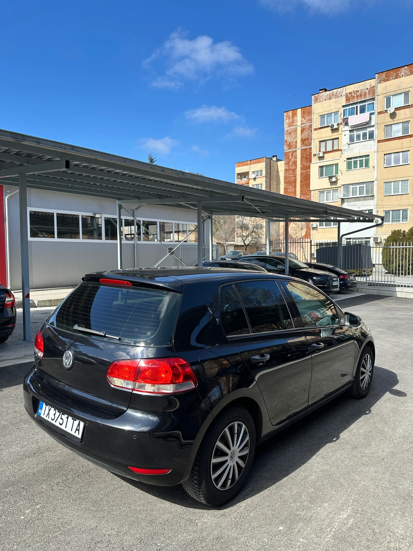 VW Golf, снимка 4 - Автомобили и джипове - 53798908