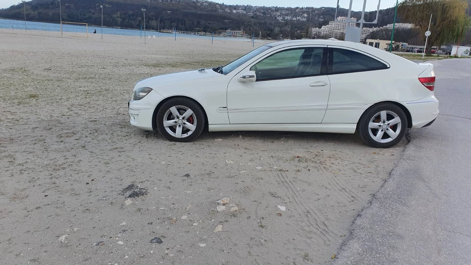 Mercedes-Benz C 180 Compressor , снимка 13 - Автомобили и джипове - 53815909