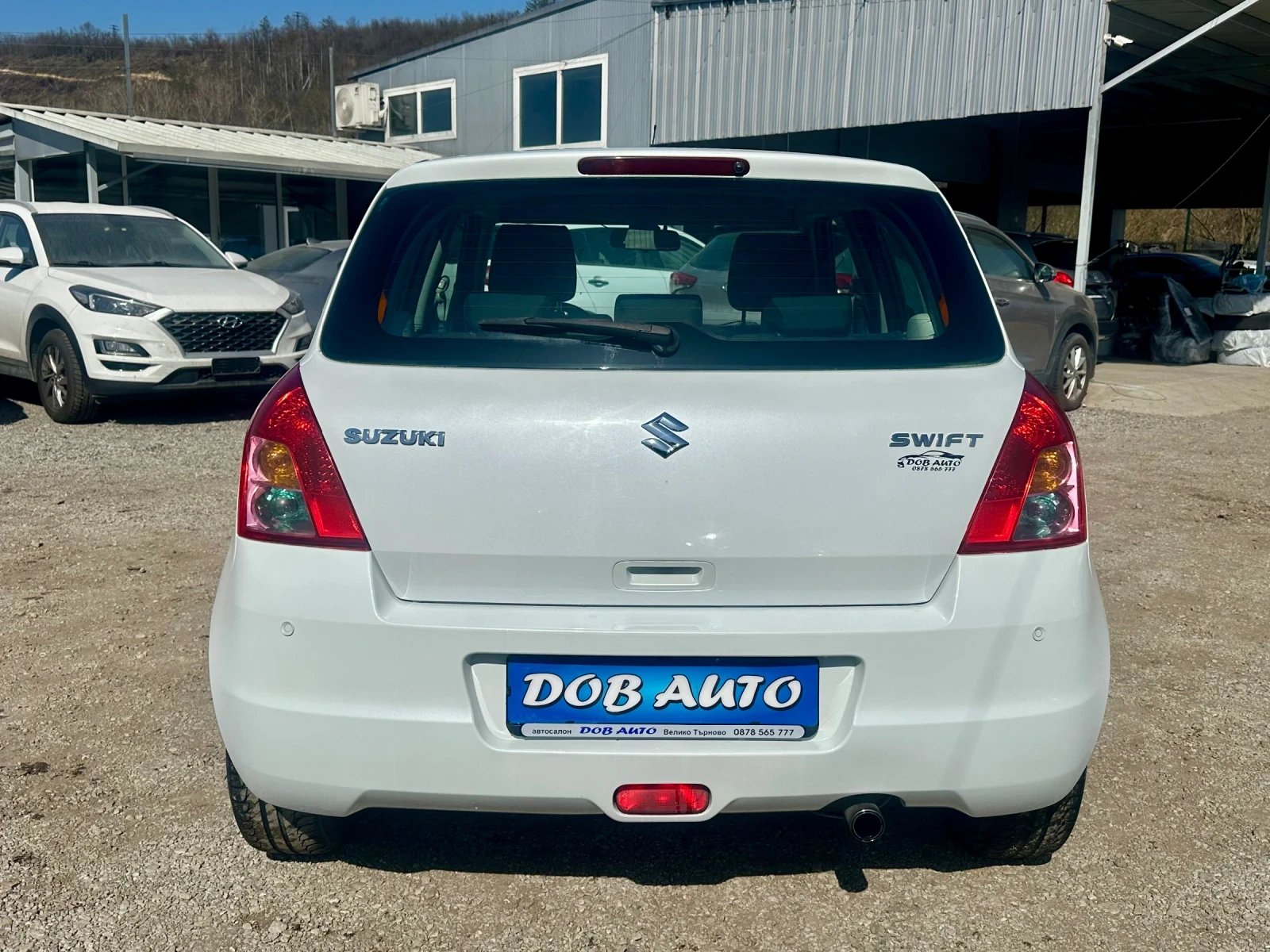 Suzuki Swift 1.3DDIS-75к.с-БЯЛА ПЕРЛА, снимка 4 - Автомобили и джипове - 53835438