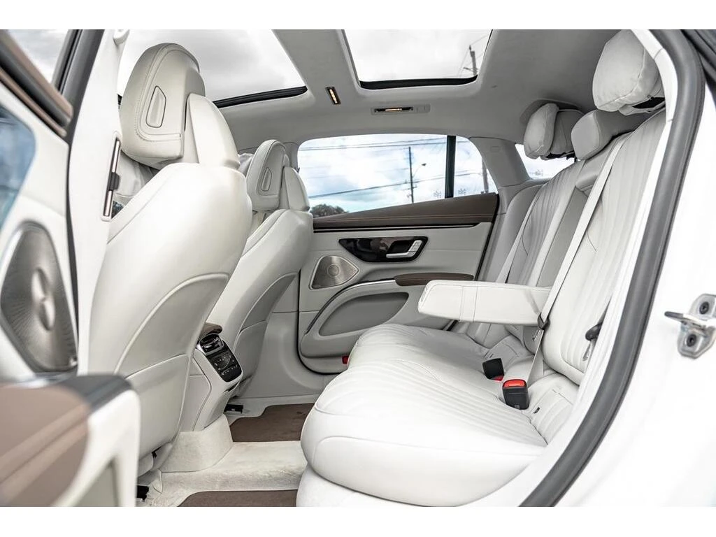 Mercedes-Benz EQS 450+ | AMG PKG | WOOD TRIM | BURMESTER | , снимка 17 - Автомобили и джипове - 53978932