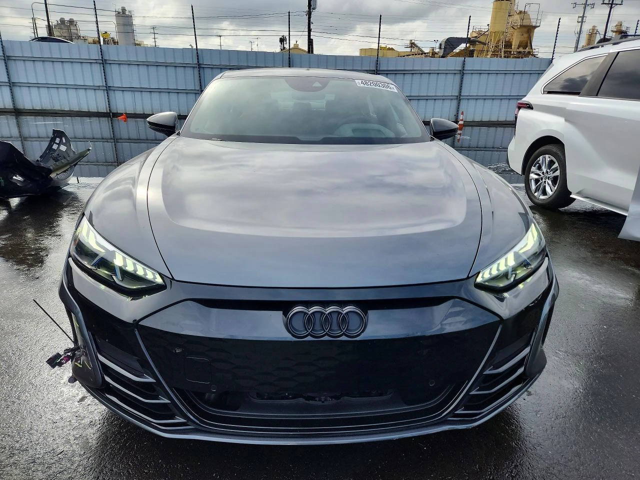 Audi E-Tron GT * MATRIX * ОБДУХВАНЕ * , снимка 3 - Автомобили и джипове - 54640342