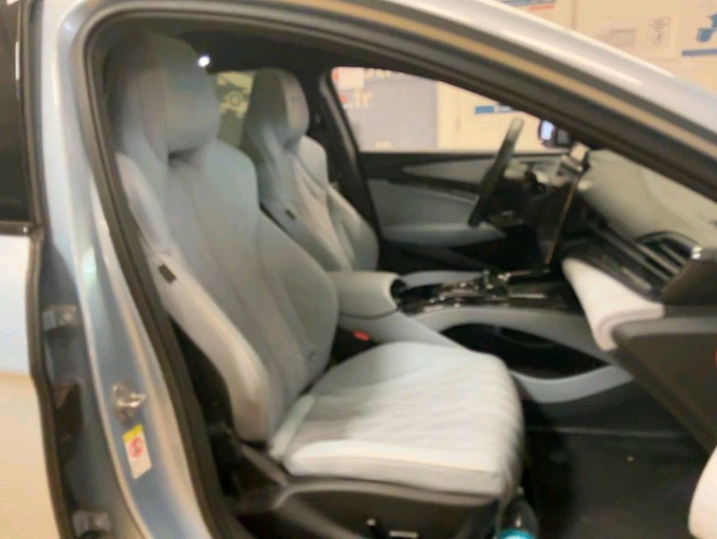 BYD Seal Excellence AWD, снимка 14 - Автомобили и джипове - 55134644