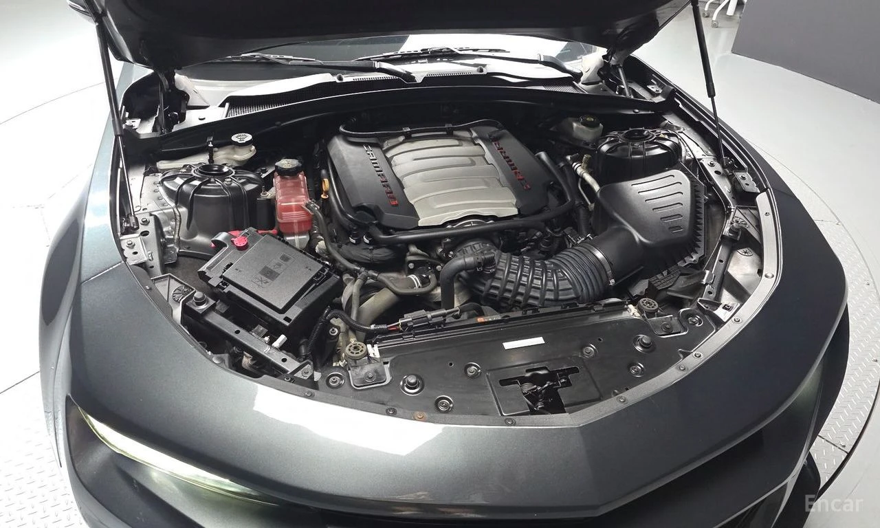Chevrolet Camaro SS* 6.2* V8* ПОДГРЕВ* ОБДУХВАНЕ* КАМЕРА* КЕЙЛЕС* , снимка 16 - Автомобили и джипове - 55217153