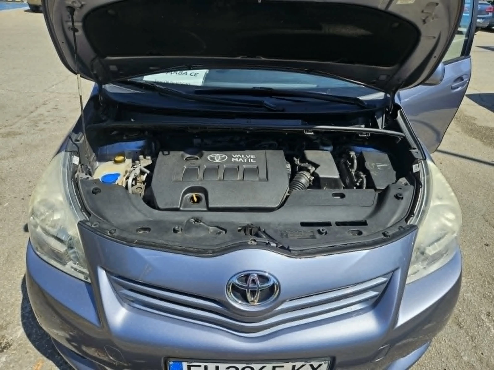 Toyota Verso, снимка 2 - Автомобили и джипове - 55624936
