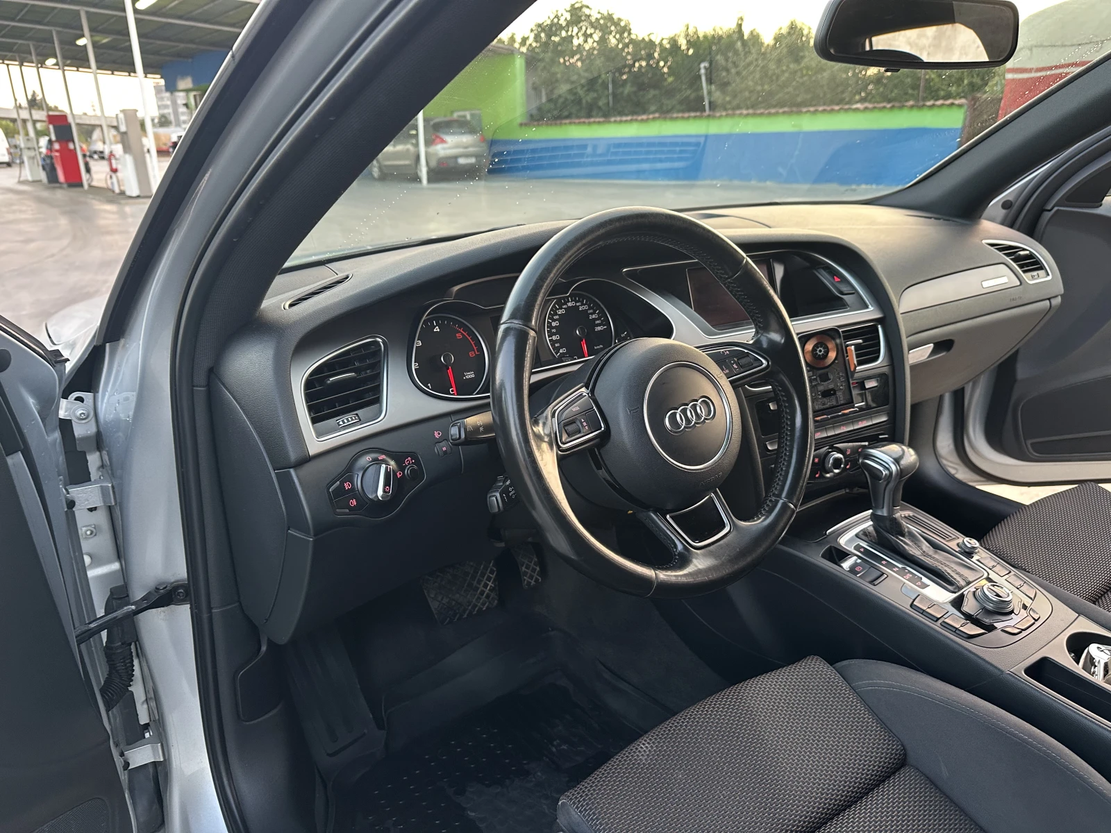 Audi A4 Allroad, снимка 10 - Автомобили и джипове - 55899754