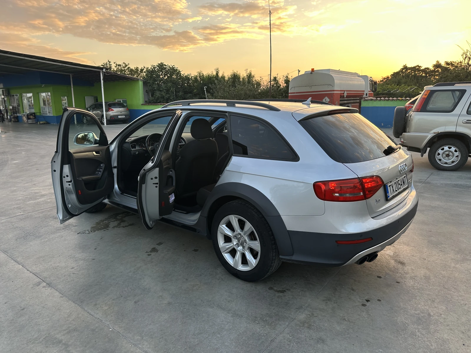 Audi A4 Allroad, снимка 6 - Автомобили и джипове - 55899754