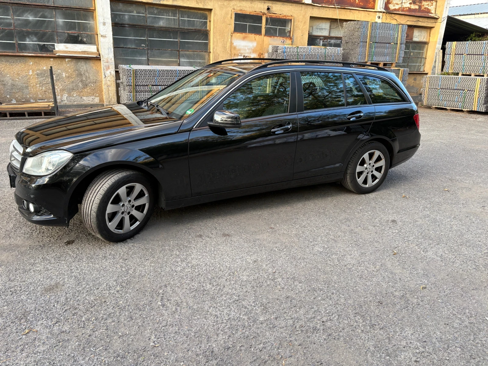 Mercedes-Benz C 180 Cdi 120ks , снимка 2 - Автомобили и джипове - 55943441