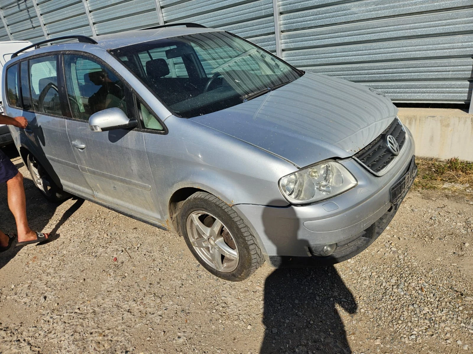 VW Touran, снимка 6 - Автомобили и джипове - 56037865