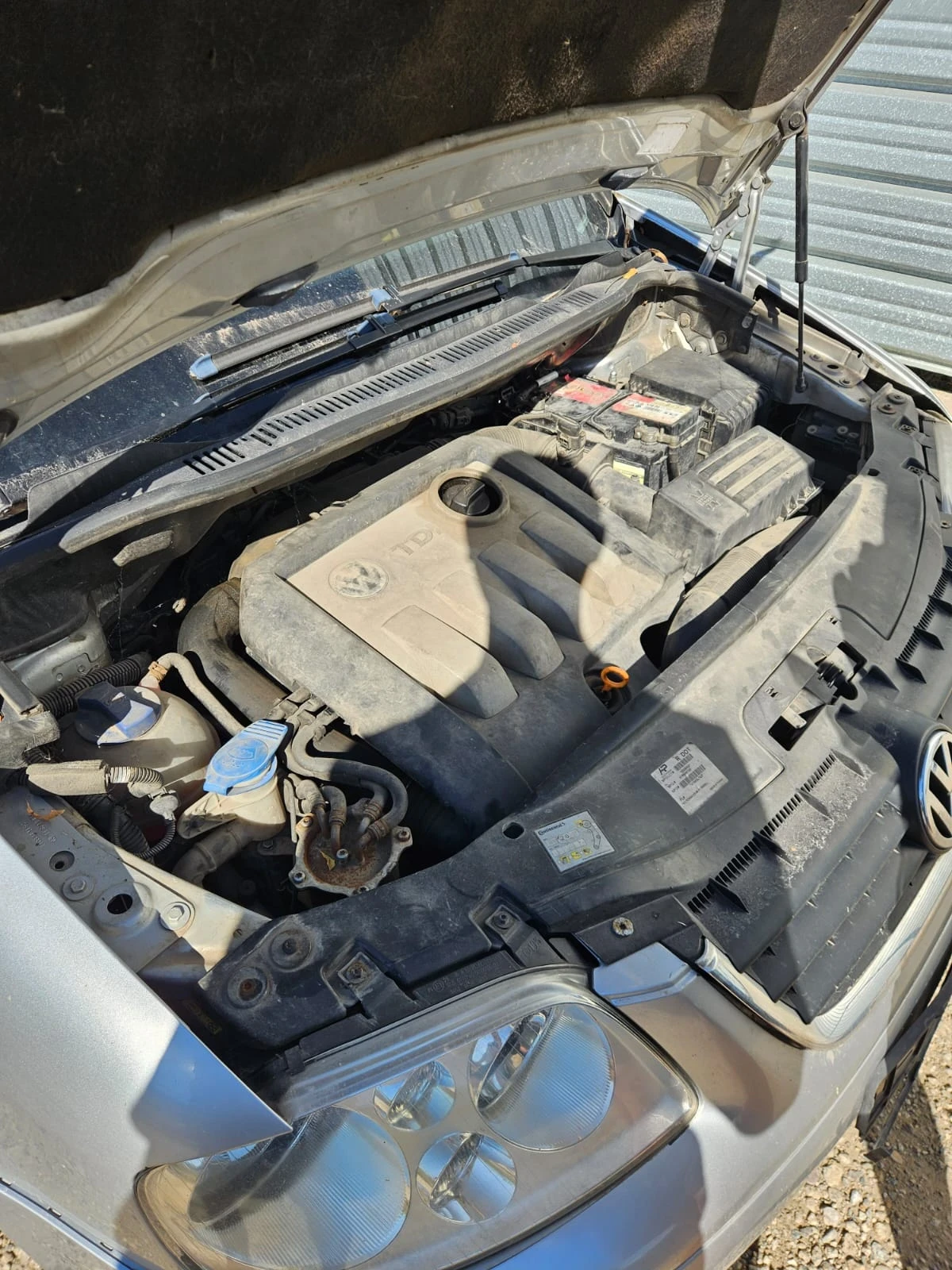 VW Touran, снимка 7 - Автомобили и джипове - 56037865