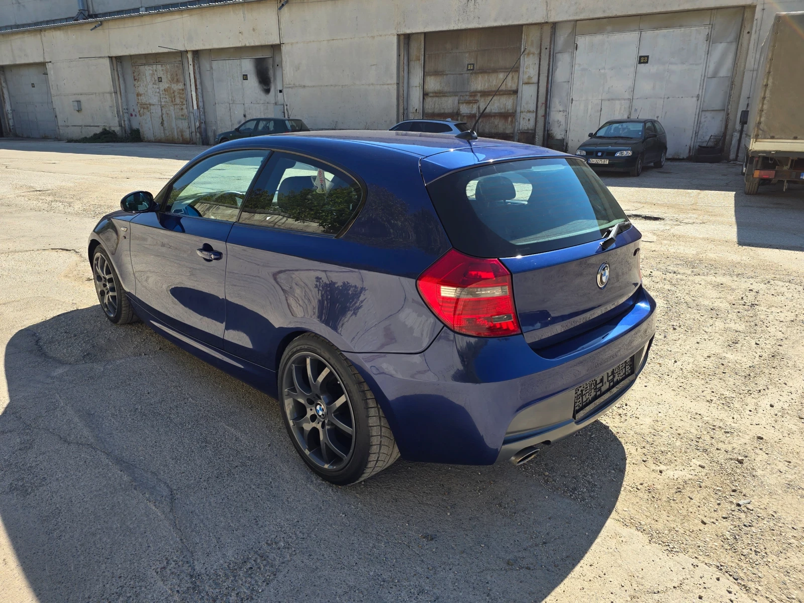 BMW 118 2.0   М пакет, снимка 4 - Автомобили и джипове - 56167706