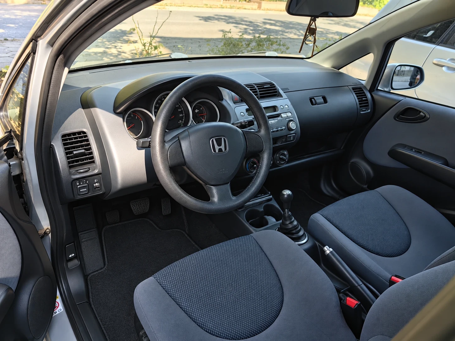 Honda Jazz, снимка 5 - Автомобили и джипове - 56338709