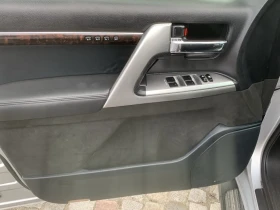 Toyota Land cruiser 200, снимка 11