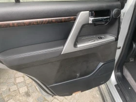 Toyota Land cruiser 200, снимка 15