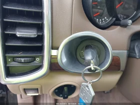 Porsche Cayenne 4.8L V-8 DI, DOHC, VVT, TURBO, 500HP* КЛИП НА МОТО, снимка 10