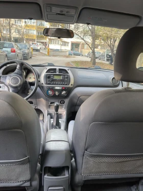 Toyota Rav4 2.0VVT-i 4х4 КАТО НОВ, снимка 6