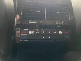 VW Touareg 3.0 TSI 4Motion = R-line = Гаранция - 129590 лв. - 38834929 8
