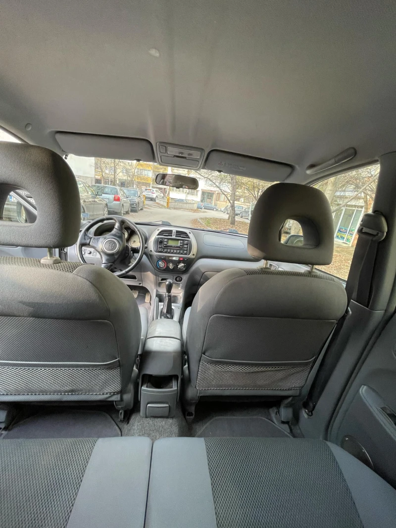 Toyota Rav4 2.0VVT-i 4х4 КАТО НОВ, снимка 7 - Автомобили и джипове - 48208955