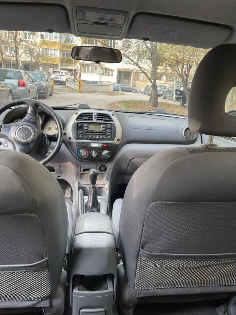 Toyota Rav4 2.0VVT-i 4х4 КАТО НОВ, снимка 6 - Автомобили и джипове - 48208955