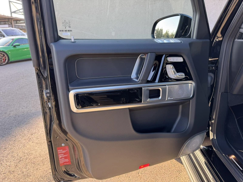 Mercedes-Benz G 63 AMG FACELIFT MANUFAKTUR BURMESTER, снимка 8 - Автомобили и джипове - 48336237