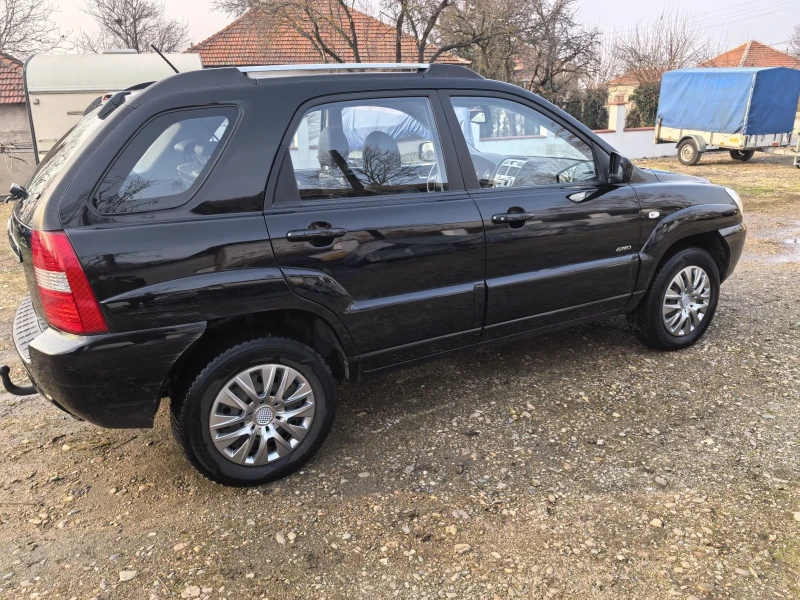 Kia Sportage 2.0i 4WD 4x4, снимка 7 - Автомобили и джипове - 49304586