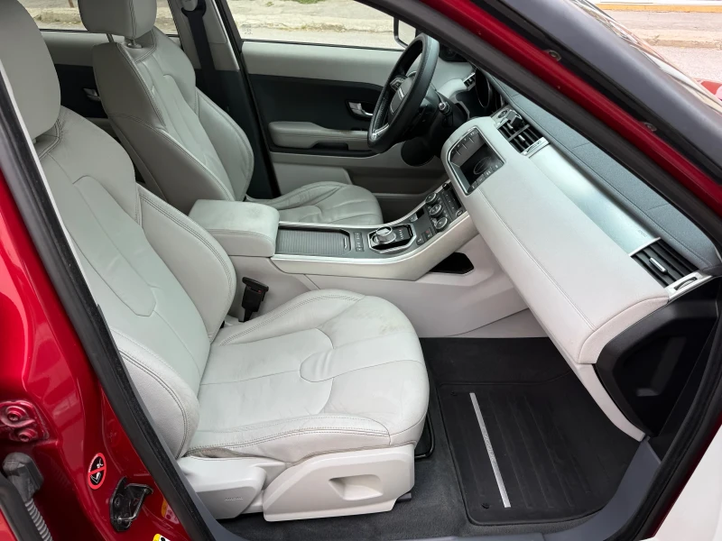 Land Rover Evoque, снимка 6 - Автомобили и джипове - 52849871