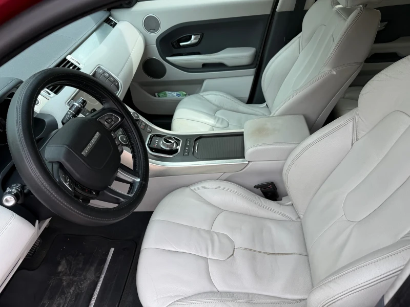 Land Rover Evoque, снимка 16 - Автомобили и джипове - 52849871