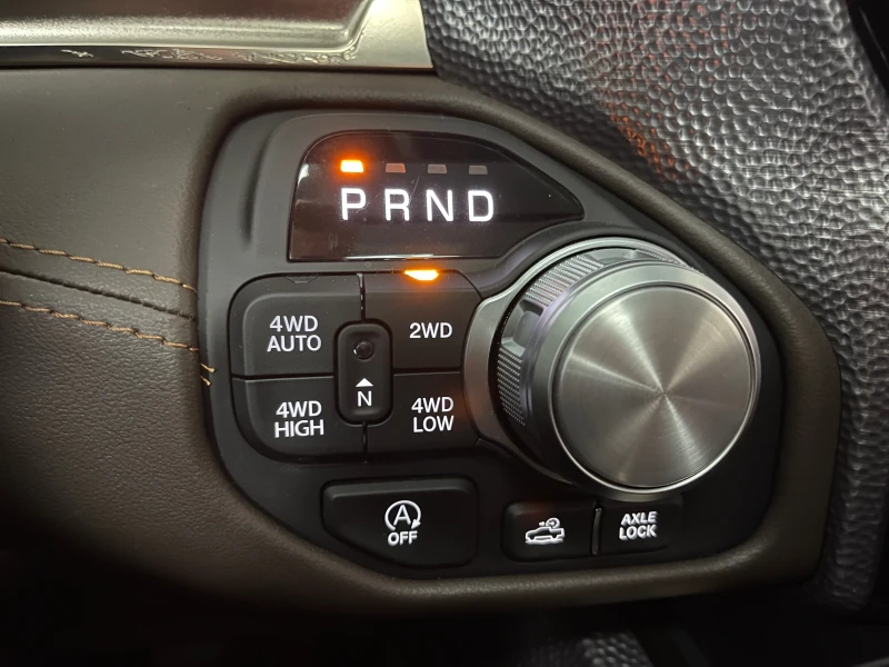 Dodge RAM 1500 2025 Ram 1500 Limited * Longhorn* 4x4 Crew Cab, снимка 17 - Автомобили и джипове - 52458766