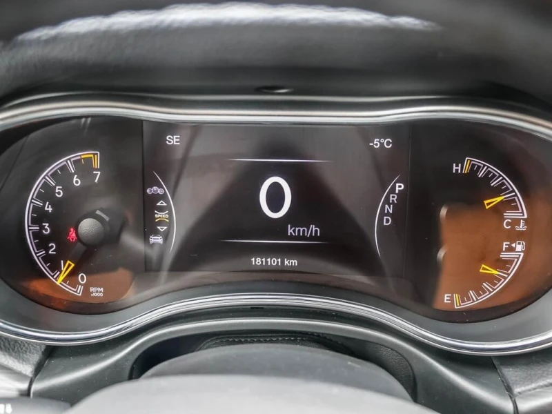 Jeep Grand cherokee * Laredo * CARFAX * ЦЕНА ДО БГ, снимка 16 - Автомобили и джипове - 52904491