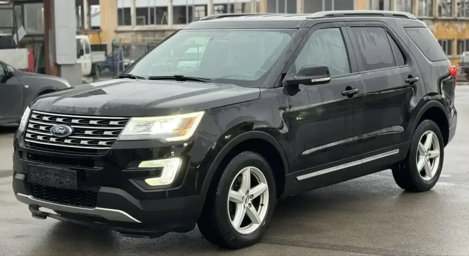 Ford Explorer XLT 3.5 V6  - изображение 2