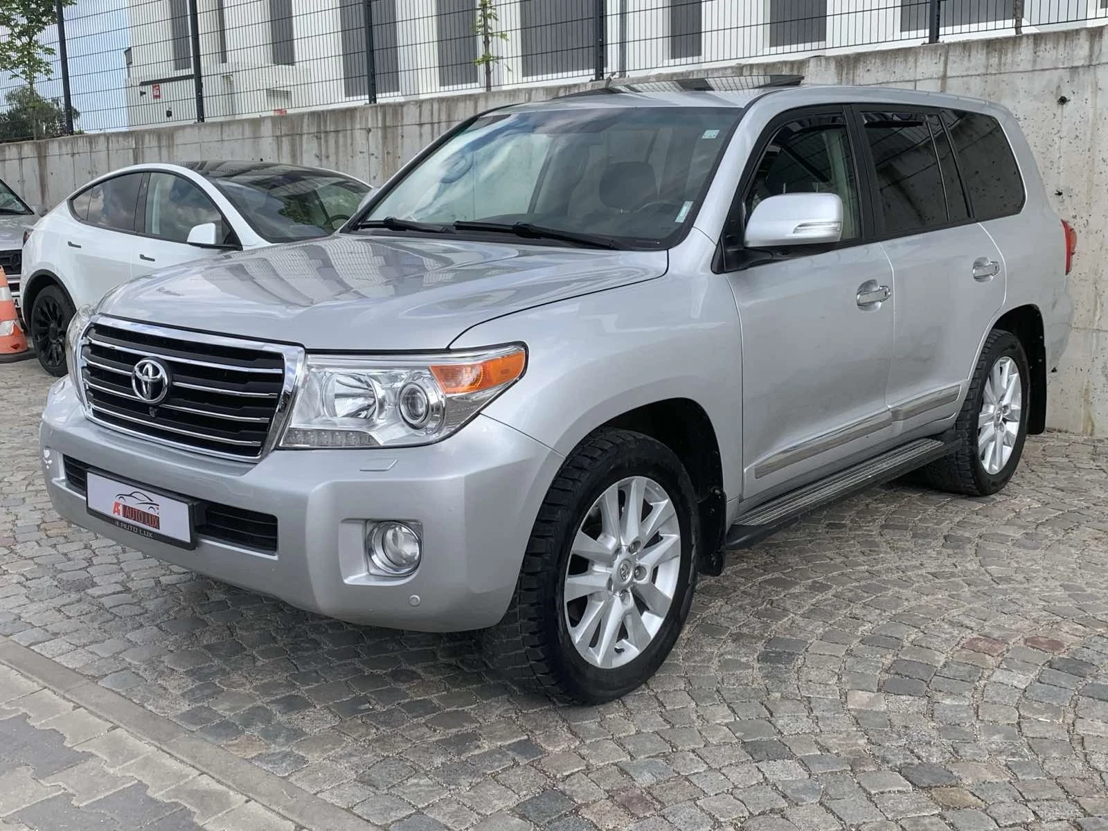 Toyota Land cruiser 200 - изображение 3