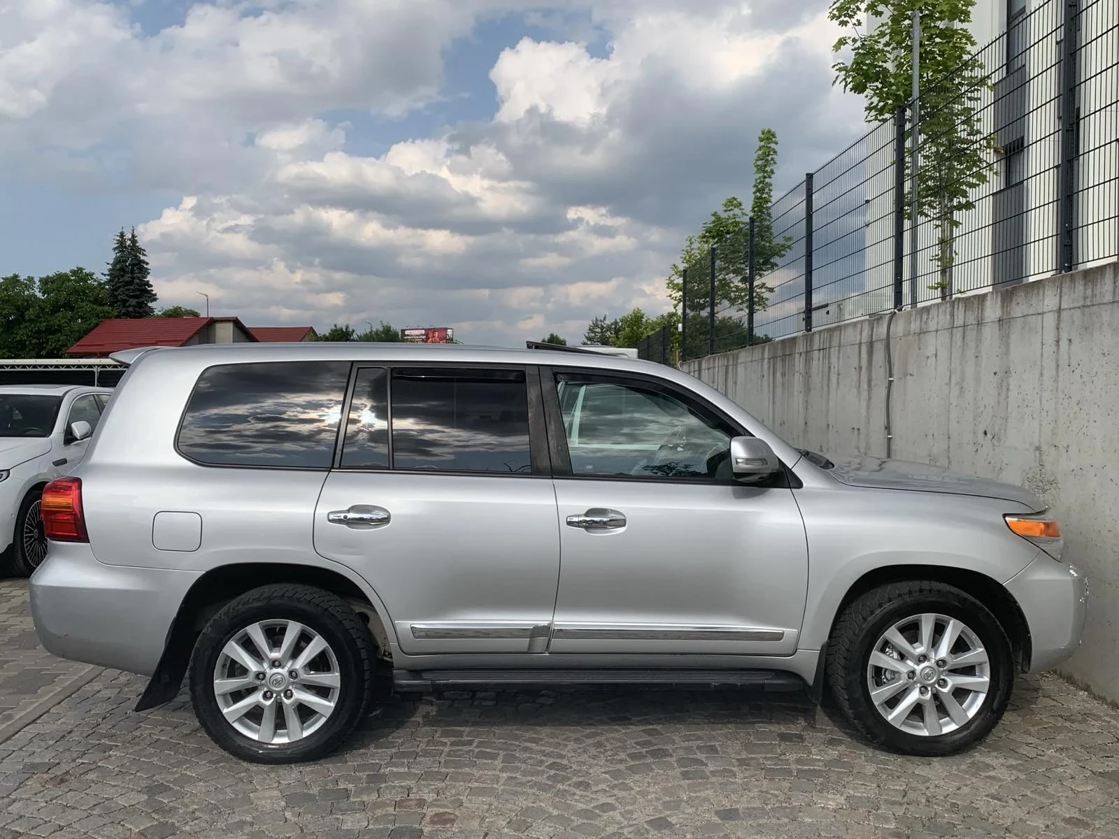Toyota Land cruiser 200 - изображение 5