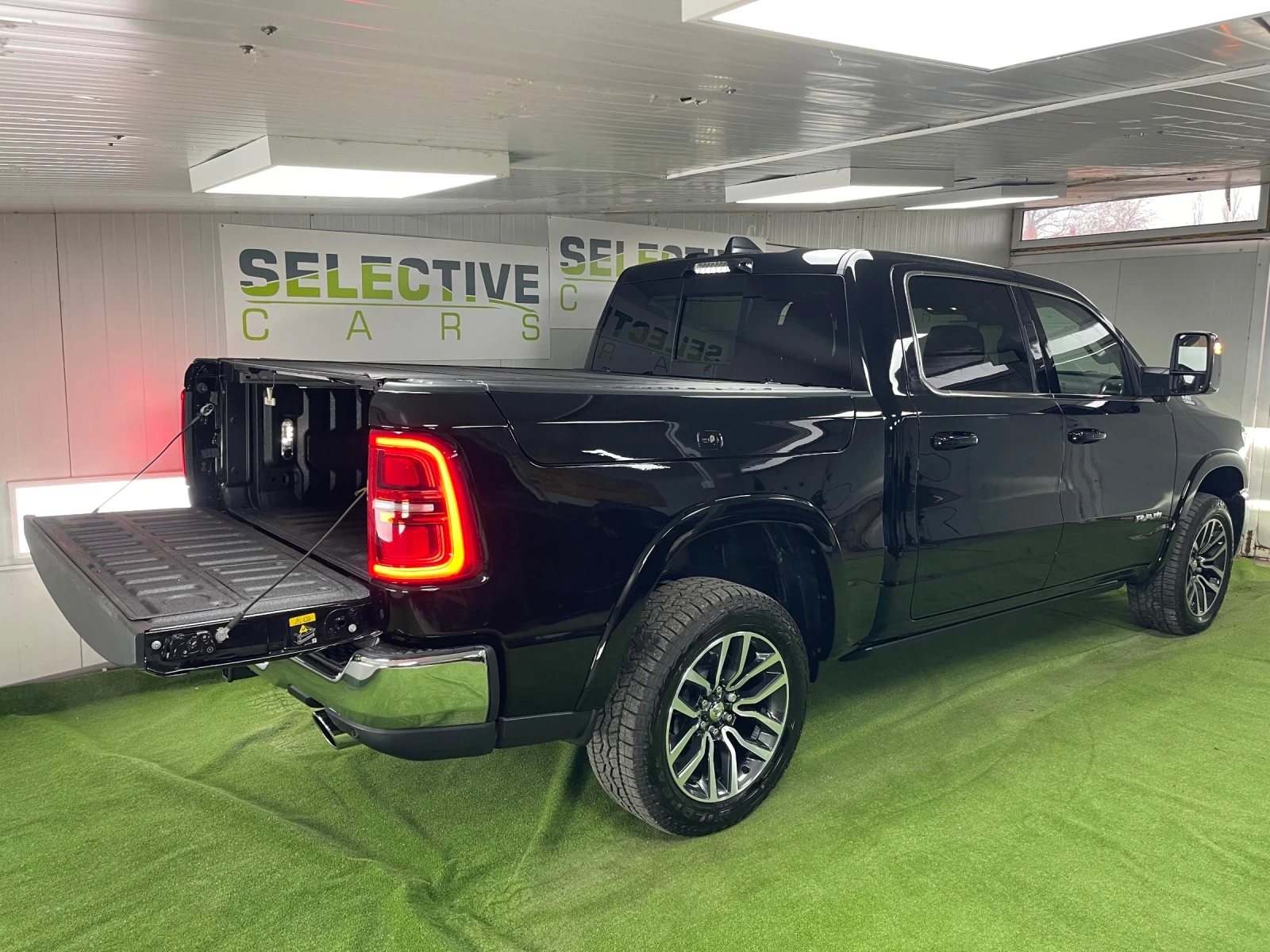 Dodge RAM 1500 2025 Ram 1500 Limited * Longhorn* 4x4 Crew Cab | Mobile.bg   6